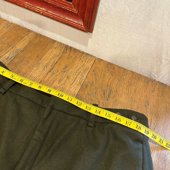 💚 Banana Republic wide-leg wool pants – dark olive green, size 18 - Picture 4 of 10